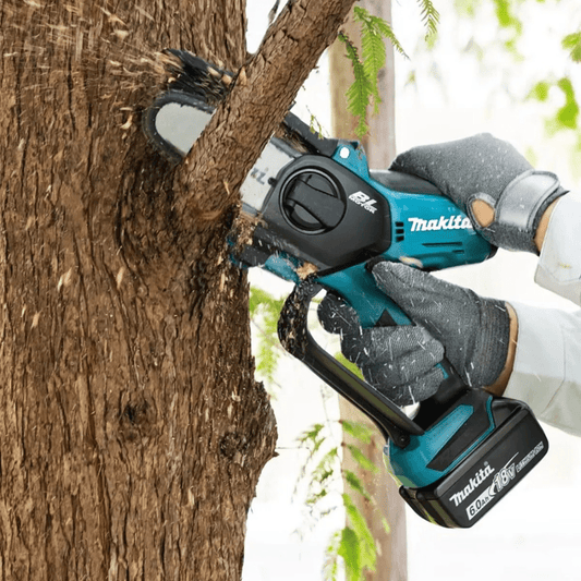 Scie à élaguer sans fil Makita (1 batterie + chargeur)